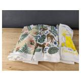 14 Brand New Kitchen Towels, Tablecloth and Tortilla Warmer in a Variety of Decorative Floral and Safari Prints *D