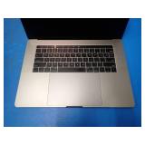 Apple MacBookPro14,3 A1707 MPTR2LL/A // INTEL CORE I7-7920HQ 3 Ghz // 16GB LPDDR3 RAM // 500GB HDD // 15.4" screen with 2880 x 1800 Resolution // Includes IOS // No Charger // light scratches on scree