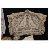 Vintage Handmade Crocheted Doilies Table Textiles…