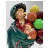 Vintage ROYAL DOULTON "The Balloon Seller" Figurine