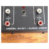 Xantech - AV-61 - Audio Video Distribution Amplifier