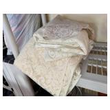 Assorted Lace Table Cloths & Doilies