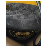 STANLEY Portable Wet/Dry Vac