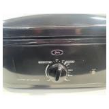 Oster CKSTRS18-BSB-V 18-Quart Roaster Oven with Keep Warm and Defrost Functions