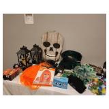 Halloween Decor & Costume Set