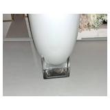 15" Glass Table Vase (White)