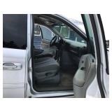 2005 Chrysler Town & Country LX