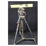 1 LEVEL, AND A SOLIDEX TRIPOD WITH ATTACHABLE LEVEL