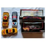 (5) NASCAR Die Cat Replica 1:43 Cars