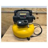 DEWALT DWFP1KIT 6 Gal. Heavy-Duty Pancake Electric Air Compressor Combo Kit - D229