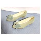 Pair of Green Slip-On Bow Flats by Dyables