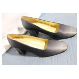 Ann Marino Black Leather Heels - Size 8.5M