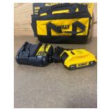 DEWALT DCD794D1 ATOMIC 20-Volt Lithium-Ion Cordless Compact 1/2 in. Drill/Driver Kit with 2.0Ah Battery, Charger and Bag - B159