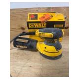 DEWALT DWE6423 3 Amp Corded 5 in. Variable Speed Random Orbital Sander - C84