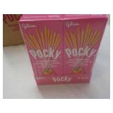 10 pkgs Pocky Strawberry Crème Cov...