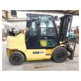 2017 Hyundai 40L-7A LP Forklift with Cab