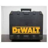 Excellent Like-New Working DEWALT Model DW369 Circular Saw w/Case