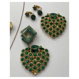 Emerald Green Rhinestone and Gold Tone Shoe Clips and Jewelry