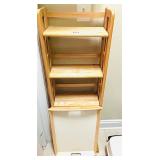 SMALL FOLDABLE BOOKCASE AND TRAY