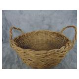 VTG Handwoven Grapevine Basket