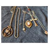 VTG Costume Jewelry - Necklaces