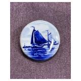 Blue delft brooch pin unsigned