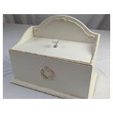 WOOD KEEPSAKE BOX