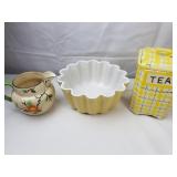 VINTAGE KITCHEN ITEMS