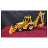 ERTL INTERNATIONAL LOADER BACKHOE TOY