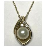 14K Gold Pearl & Diamond Pendant w/ Chain