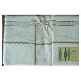 HARMONY HOUSE GIFT ENSEMBLE SHEET SET NOS U.S.A.