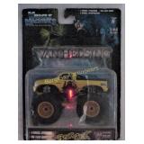 MUSCLE MACHINES BEAR FOOT VAN HELSING DIECAST NIP