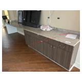 LOT - CABINETS & COUNTER TOP