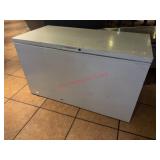 72" FRIGIDAIRE CHEST FREEZER