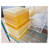 LOT - PLASTIC PANS