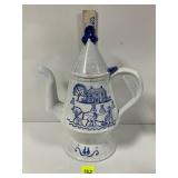 Metlox Poppytrail Provincial Blue Coffee Pot Vtg