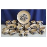 Pfaltzgraff Folk Art Stoneware Dinnerware