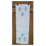 Floral table runner 40 x 13 small hole as