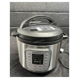 Instant Pot, new in Box - XH