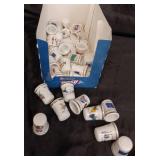 COLLECTIBLE PORCELAIN THIMBLES / 30 PCS