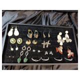 JEWELRY/  EARRINGS