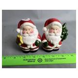 Santa Salt and Pepper Shaker