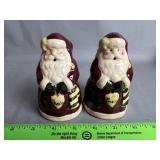 Santa Salt and Pepper Shaker