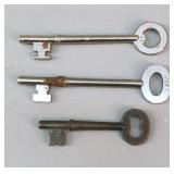 3 Skeleton Keys: 1 Forged  Iron, 2 Metal/Yale