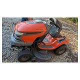 Husqvarna YTH21K46 Garden Tractor w/ 278 hrs