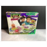 Magic Maker Creepy Crawlers Alienite Mold Pak with