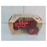 1/16 Ertl Farmall H