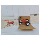 1/16 Spec-Cast 1989 Allis-Chalmers D15 Tractor