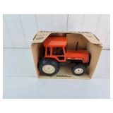 1/16 ERTL Duetz-Allis 8010 w/Cab