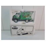 1/34 First Gear 1952 GMC truck Miss Bardahl